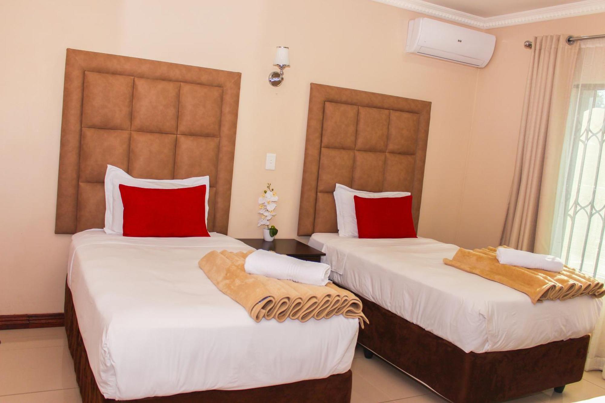 Aqua Stone Guest House Νέλσπρουιτ Εξωτερικό φωτογραφία